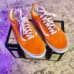 Men’s size 10.5 VANS never worn, just bought these but they were the wrong size!